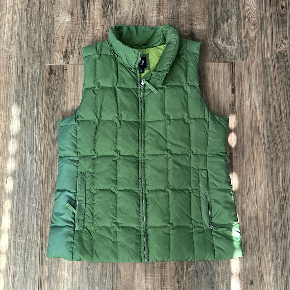 Gap Puffer Vest